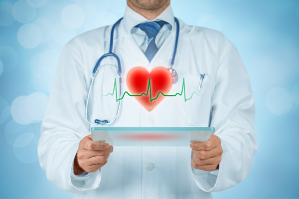 Apostar em Medicina Preventiva é uma forma de reduzir custos, ao se evitar o desenvolvimento de doenças ou ao realizar a detecção precoce.